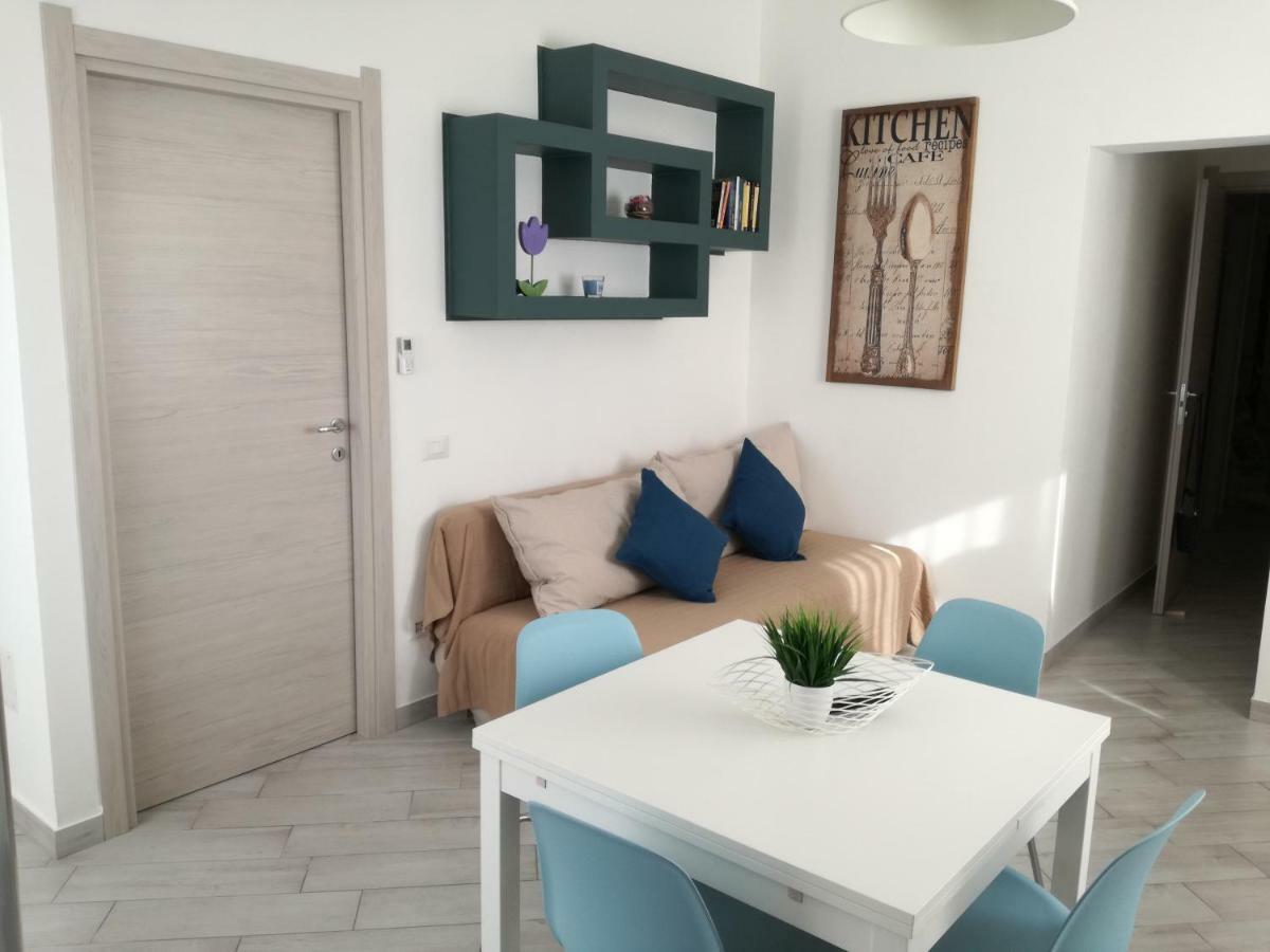 Casa Vacanze Villa Carmela Porto Torres Exteriör bild