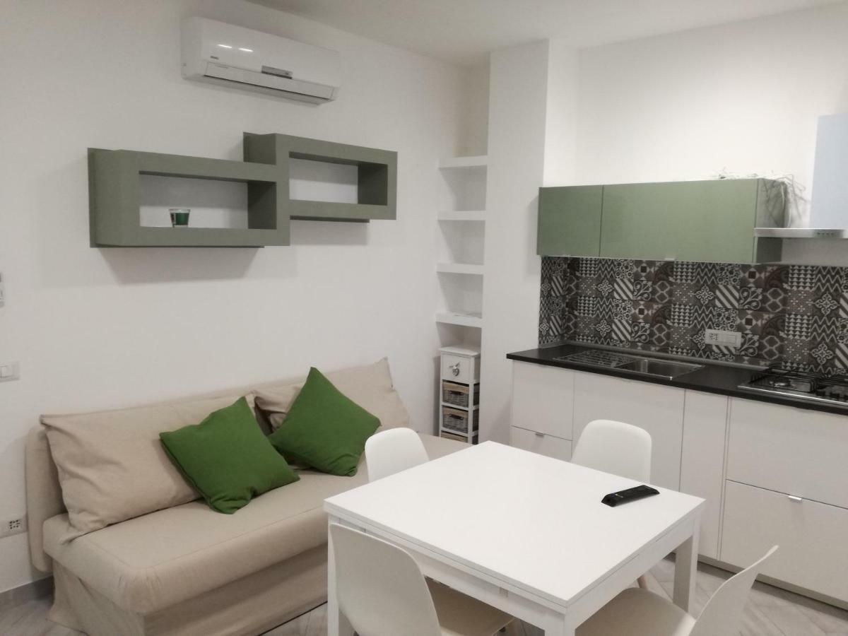 Casa Vacanze Villa Carmela Porto Torres Exteriör bild