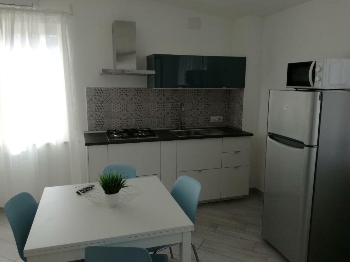 Casa Vacanze Villa Carmela Porto Torres Exteriör bild
